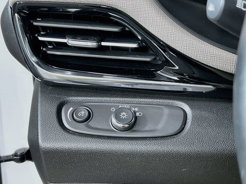 Certified 2024 Buick Envista Avenir FWD image 9