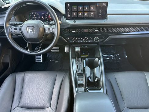 Used 2025 Honda Accord Sport image 13
