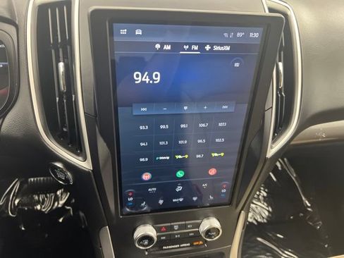 Used 2024 Ford Edge SEL AWD/4WD image 17