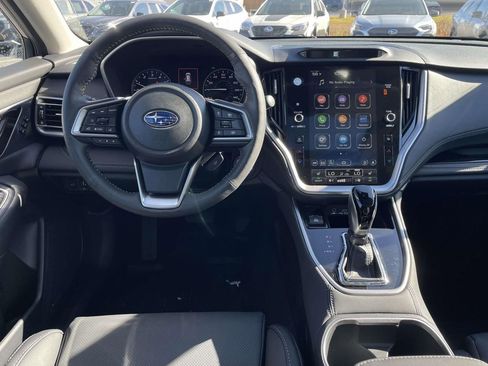 Used 2025 Subaru Outback Limited image 4