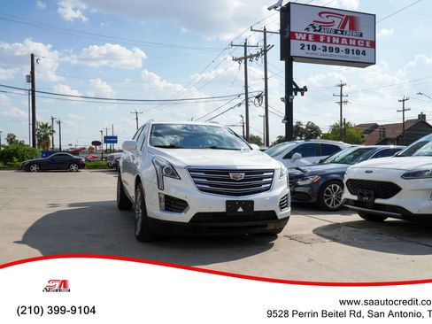 Used 2017 Cadillac XT5 Luxury w/ Driver Awareness Package image 1