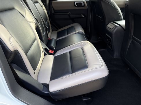 Used 2024 Ford Bronco Wildtrak image 16