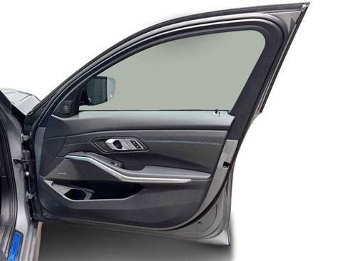 Used 2023 BMW M340i w/ Premium Package image 9