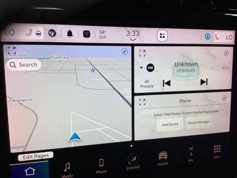 Used 2022 Jeep Grand Cherokee Limited image 40