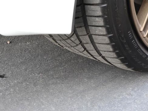 Used 2015 Chevrolet Corvette Stingray Coupe w/ 2LT Preferred Equipment Group image 39