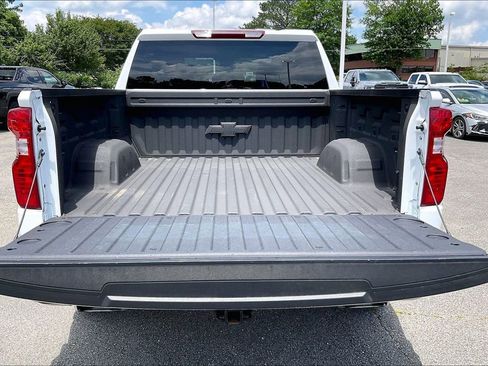 Used 2025 Chevrolet Silverado 1500 Custom Trail Boss w/ LPO, Dark Essentials Package AWD/4WD image 17