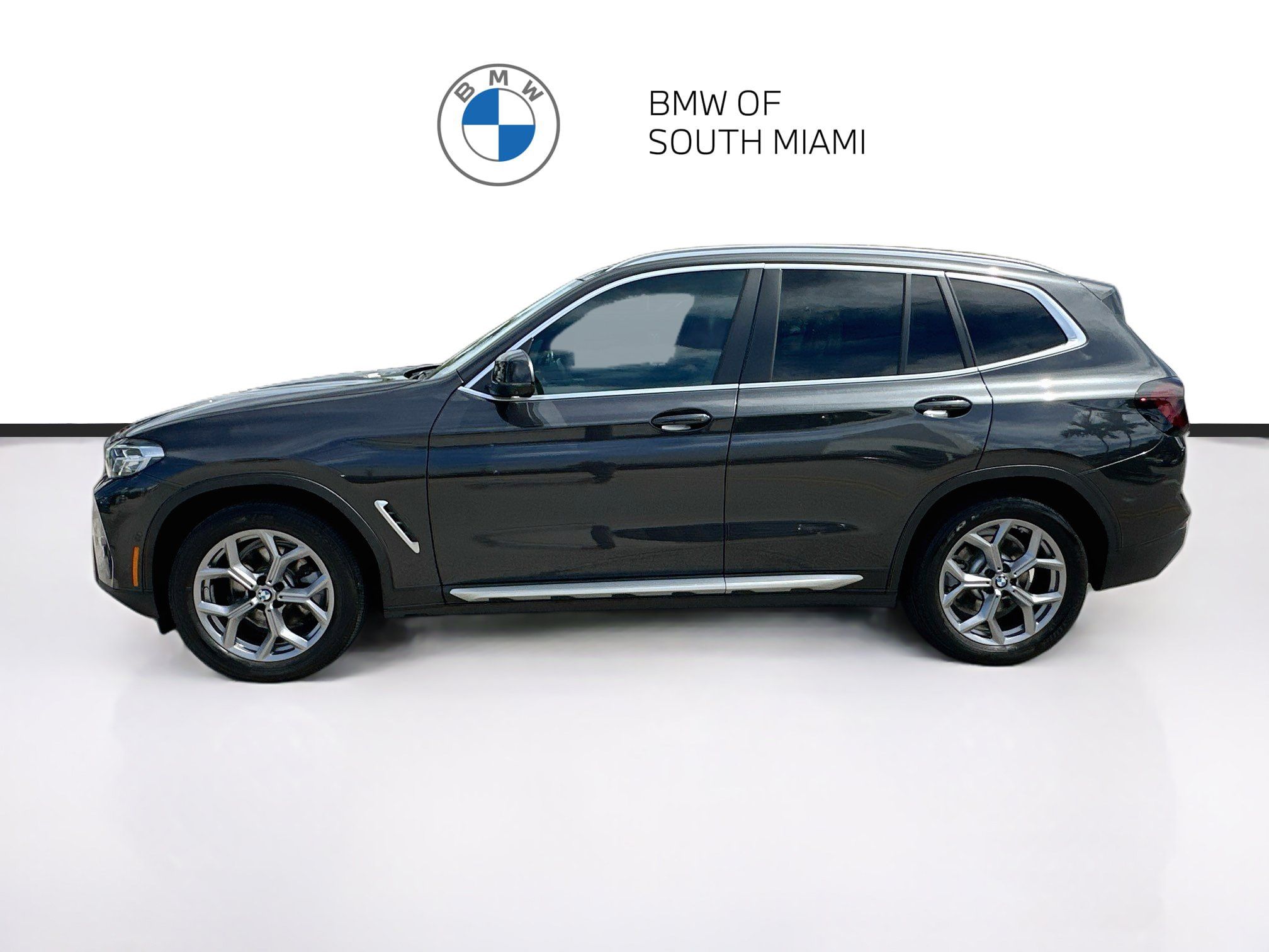 Certified 2024 BMW X3 sDrive30i w/ Convenience Package RWD image 4