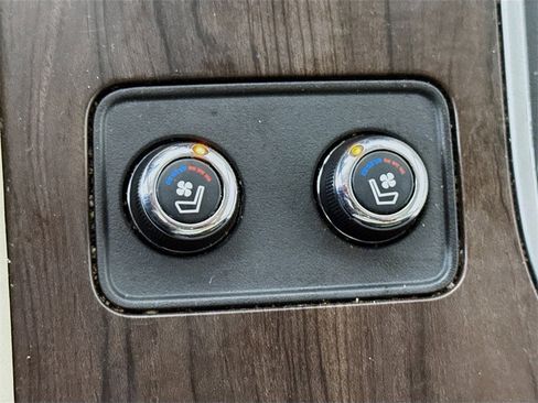 Used 2020 Nissan Murano Platinum w/ Cargo Package image 13