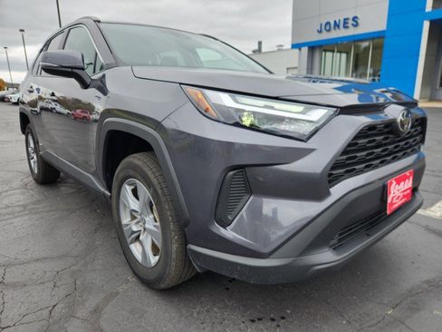 Used 2025 Toyota RAV4 XLE image 7