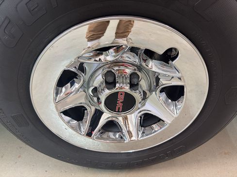 Used 2015 GMC Sierra 1500 2WD Regular Cab image 30