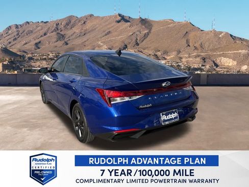Used 2023 Hyundai Elantra SEL image 4
