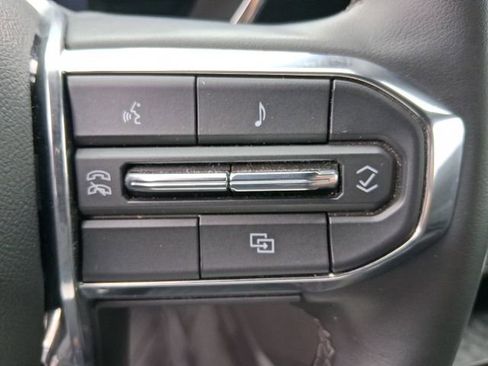 Used 2023 GMC Canyon Elevation w/ Convenience Package image 16