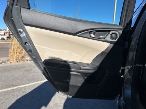 Used 2020 Honda Civic EX image 24