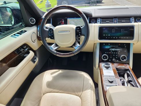 Used 2020 Land Rover Range Rover AWD/4WD image 13