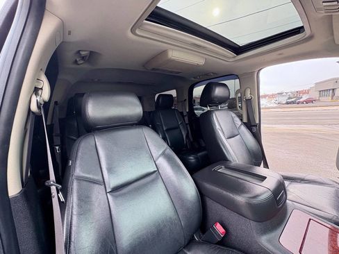 Used 2012 Chevrolet Tahoe LTZ image 39