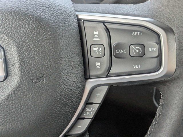New 2026 RAM 2500 Big Horn AWD/4WD image 27