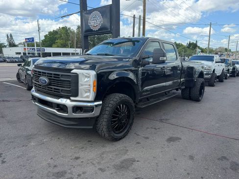 Used 2023 Ford F350 XL AWD/4WD image 4