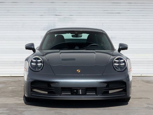 Certified 2025 Porsche 911 Carrera image 11