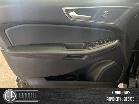 Used 2024 Ford Edge SEL AWD/4WD image 15