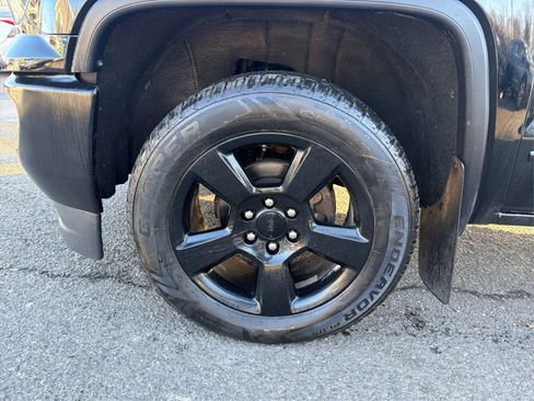 Used 2016 GMC Sierra 1500 4x4 Double Cab w/ Elevation Edition image 17