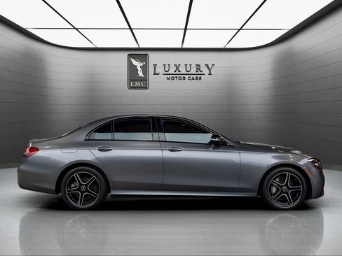 Used 2022 Mercedes-Benz E 450 4MATIC Sedan w/ Driver Assistance Package image 9