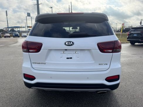 Used 2020 Kia Sorento EX image 5