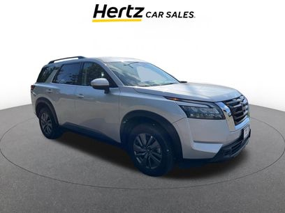Used 2025 Nissan Pathfinder SV