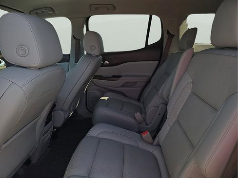 Used 2018 GMC Acadia SLT image 11