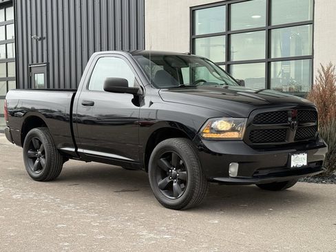 Used 2014 RAM 1500 Express image 3