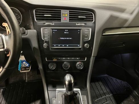 Used 2017 Volkswagen GTI S image 28