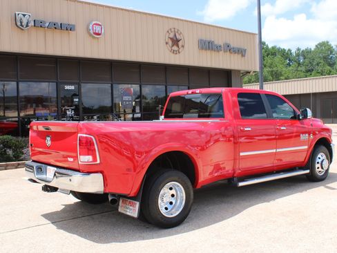 Used 2014 RAM 3500 Laramie w/ Convenience Group RWD image 7