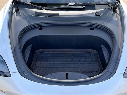 Used 2022 Tesla Model 3 Long Range AWD/4WD image 30