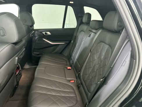 Used 2023 BMW X5 xDrive40i w/ Premium Package image 25