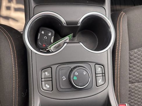 Used 2019 GMC Terrain SLE w/ Driver Convenience Package image 22