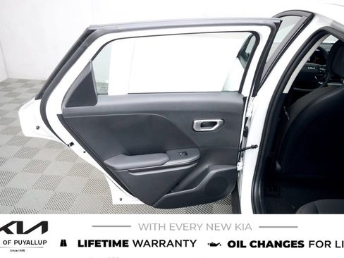 New 2026 Kia K4 FWD image 11