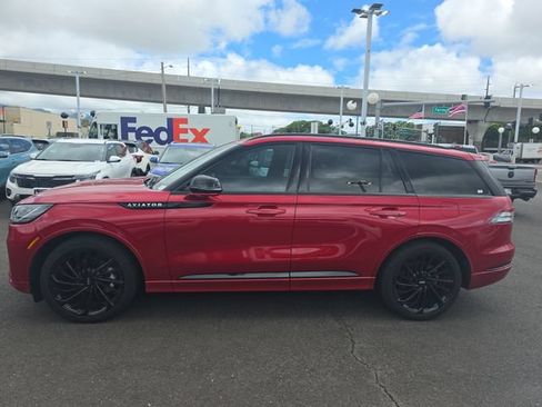 Used 2025 Lincoln Aviator Reserve w/ Equipment Group 201A AWD/4WD image 2