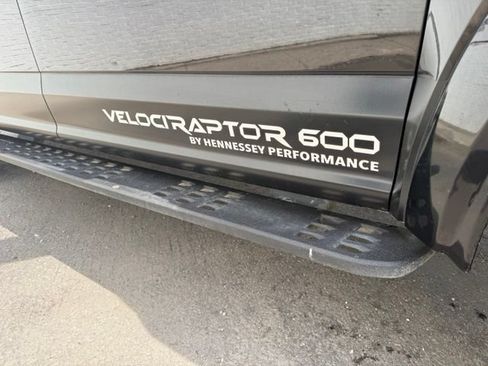 Used 2018 Ford F150 Raptor w/ Equipment Group 802A Luxury AWD/4WD image 5