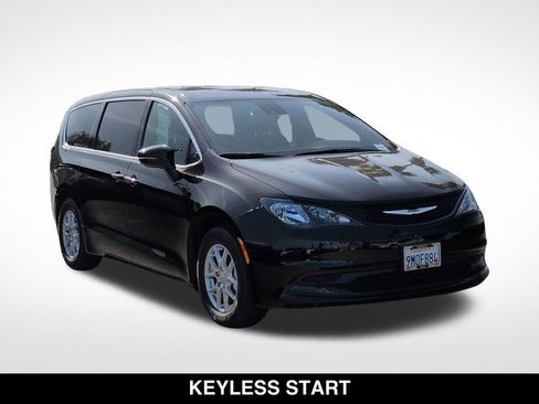 Used 2026 Chrysler Voyager LX FWD image 2