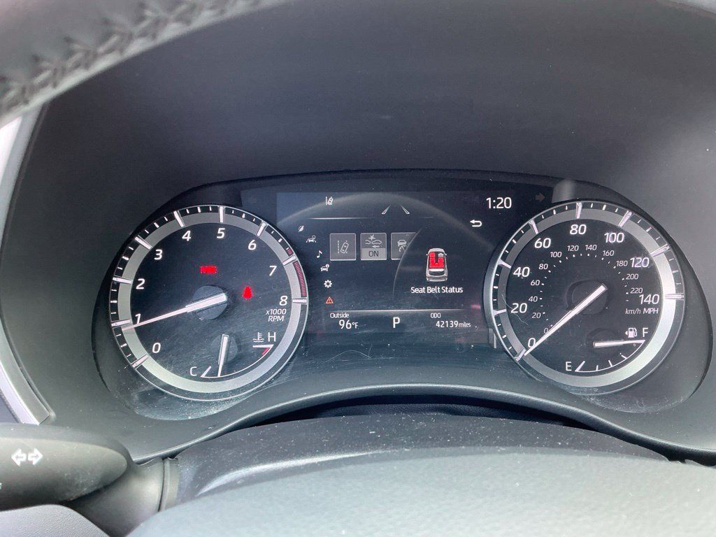 Used 2021 Toyota Highlander XSE FWD image 35