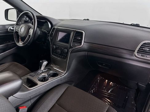 Certified 2021 Jeep Grand Cherokee Laredo image 34