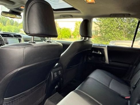Used 2023 Toyota 4Runner SR5 Premium w/ Moonroof Package AWD/4WD image 22