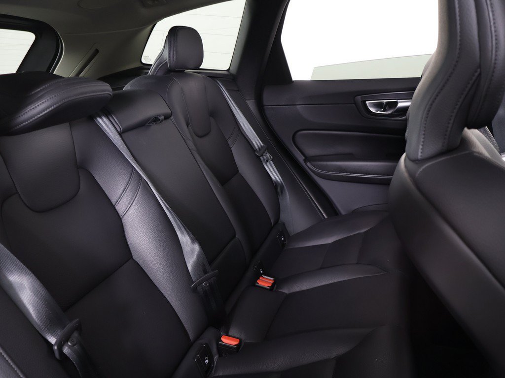 Used 2023 Volvo XC60 B5 Plus w/ Climate Package AWD/4WD image 36