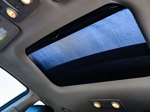 Used 2017 Buick Enclave Premium image 33