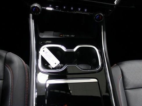 New 2026 Chevrolet Traverse RS image 12