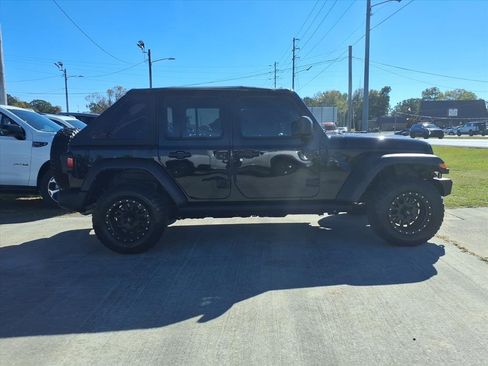 Used 2022 Jeep Wrangler Unlimited Sport image 8