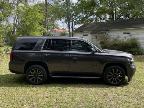 Used 2017 Chevrolet Tahoe LT image 5