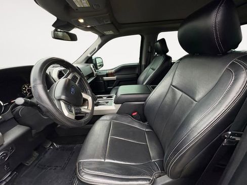 Used 2018 Ford F150 Lariat w/ Equipment Group 502A Luxury image 9