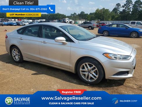 Used 2015 Ford Fusion SE FWD image 5