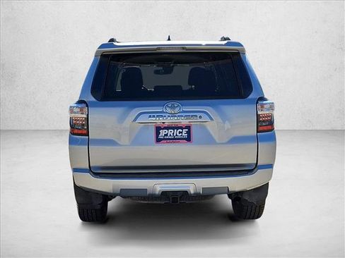 Used 2020 Toyota 4Runner SR5 image 7