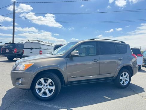Used 2010 Toyota RAV4 Limited FWD image 2